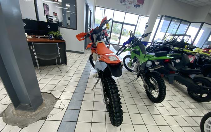 2024 KTM XC 150 W