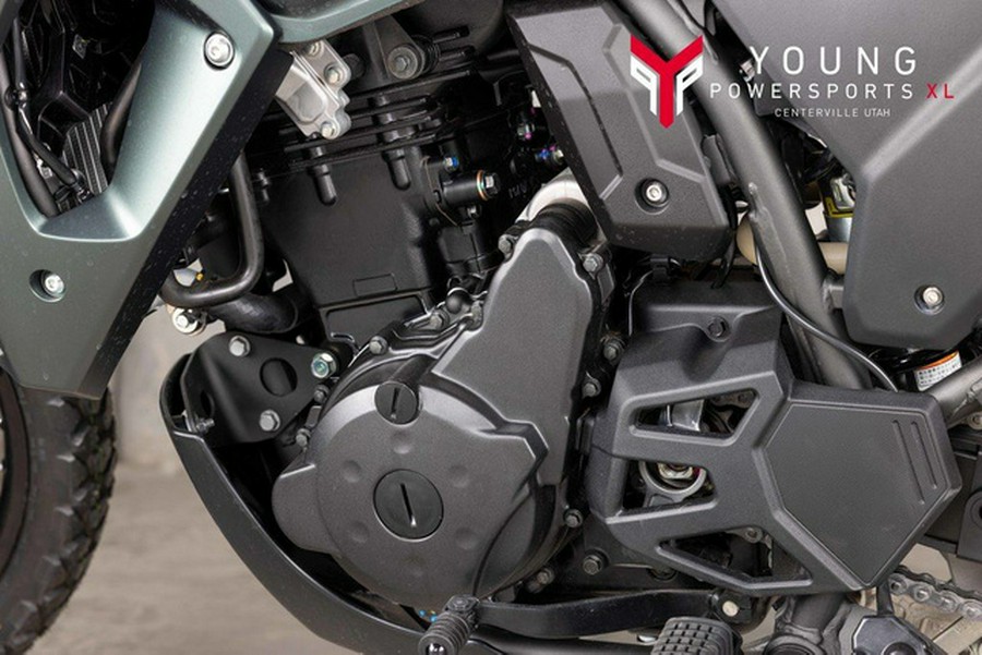 2025 Kawasaki KLR 650 S Metallic Matte Old School Green