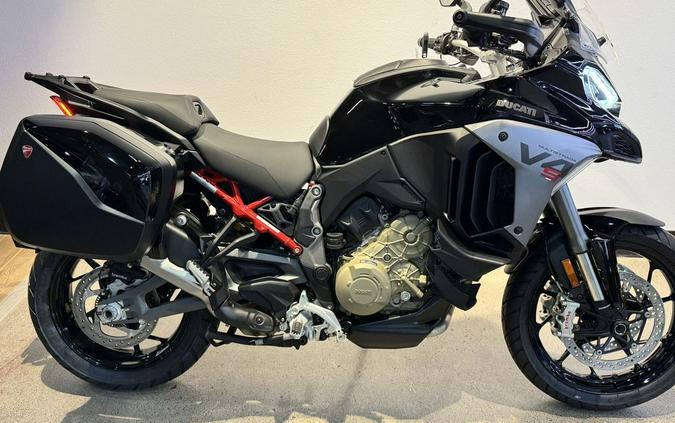 2026 Ducati Multistrada V4 S Travel & Radar Thrilling Black