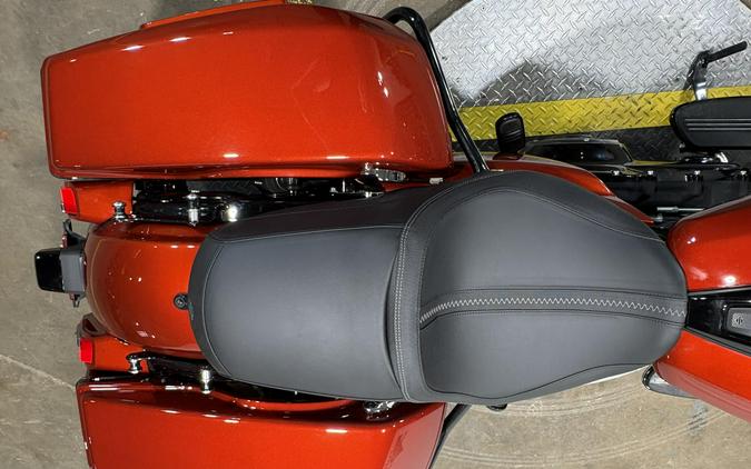 2025 Harley-Davidson® Road Glide® Whiskey Firestorm - Black Finish