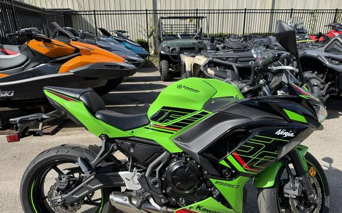 2023 Kawasaki Ninja 650 ABS KRT Edition