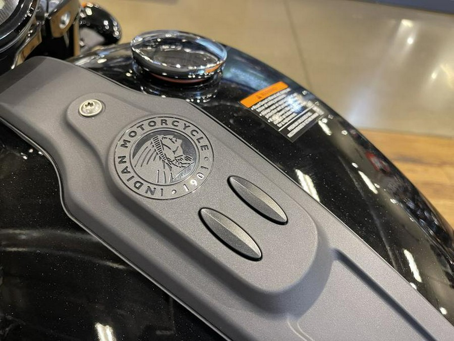 2025 Indian Motorcycle® Scout® Bobber Black Metallic