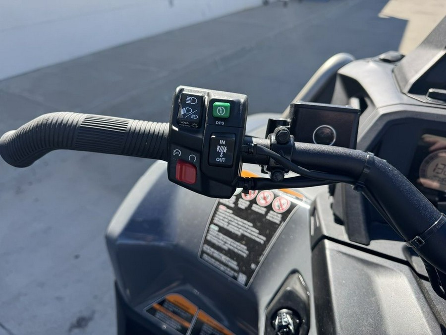 2026 Can-Am® Outlander X mr 1000R Granite Grey