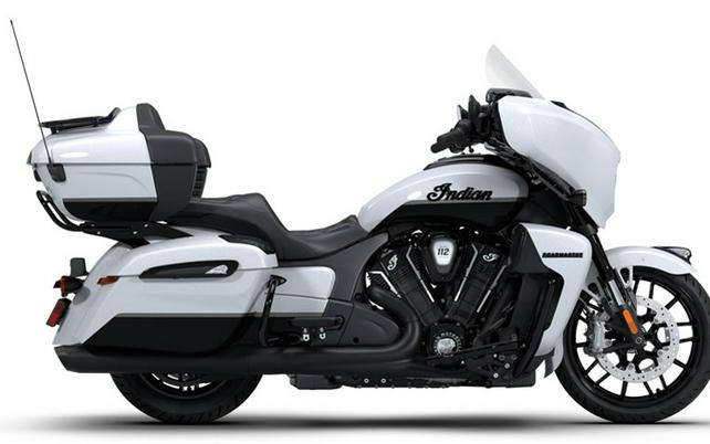 2026 Indian Roadmaster® PowerPlus Dark Horse® with 112 and PowerBand Audio Package