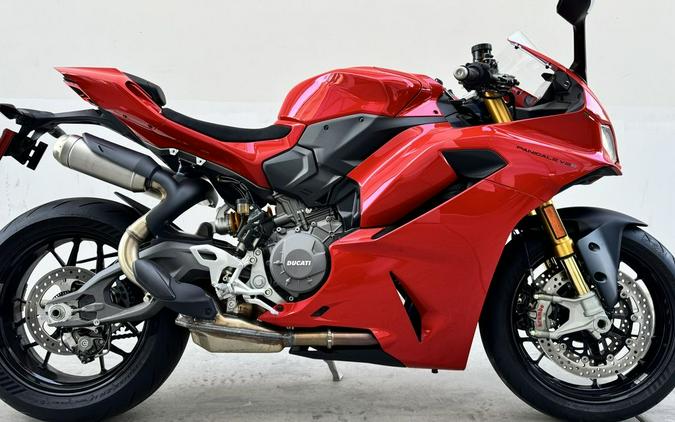 2026 Ducati Panigale V2 S Ducati Red