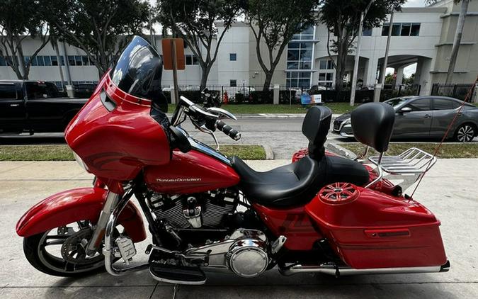 2017 Harley-Davidson FLHXS - Street Glide Special