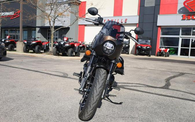 2024 Indian Motorcycle® Sport Chief Icon Smoky Quartz Metallic Pearl