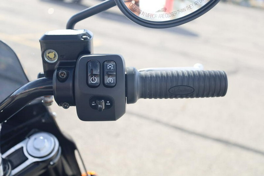 2024 Indian Motorcycle® Sport Chief Icon Smoky Quartz Metallic Pearl