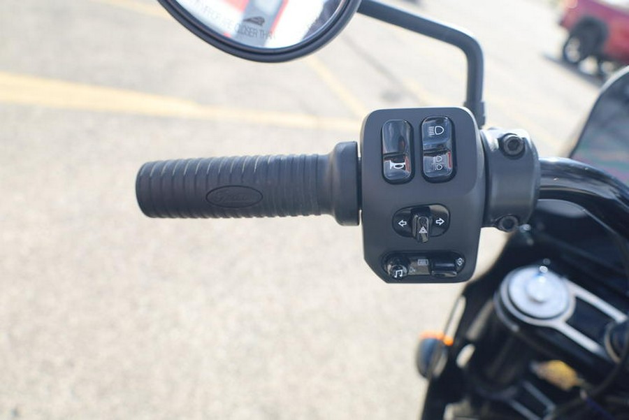 2024 Indian Motorcycle® Sport Chief Icon Smoky Quartz Metallic Pearl