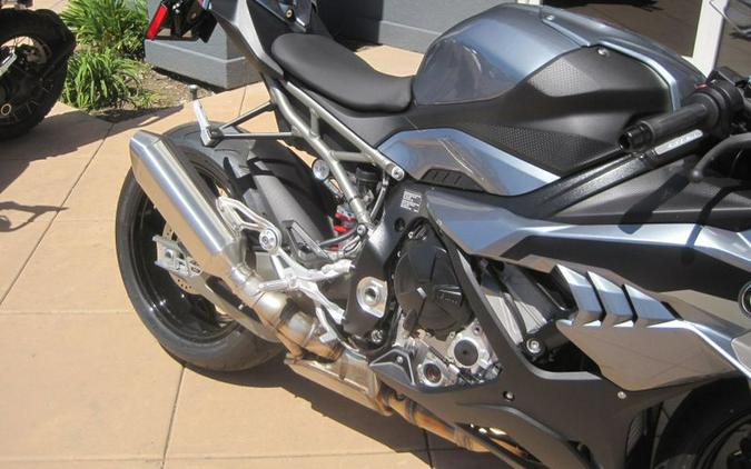 2026 BMW S 1000 RR