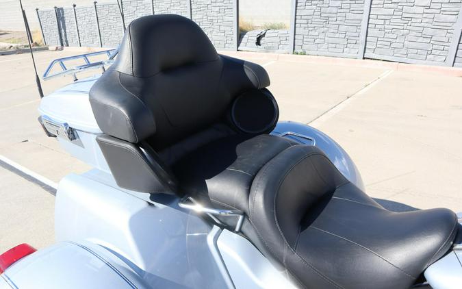 2023 Harley-Davidson Tri Glide Ultra FLHTCUTG