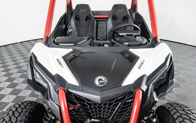 2024 Can-Am® Maverick Sport X rc 1000R