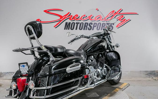 2006 Yamaha Royal Star® Midnight Tour Deluxe