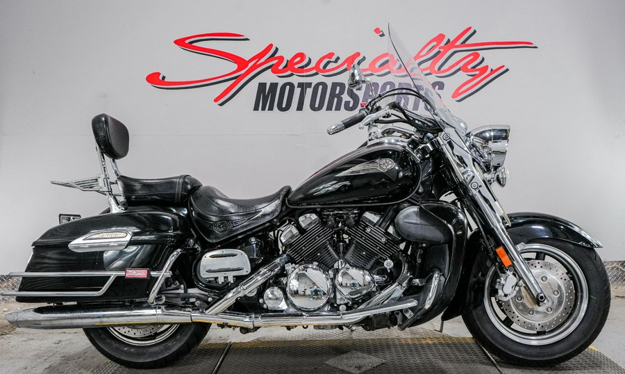 2006 Yamaha Royal Star® Midnight Tour Deluxe