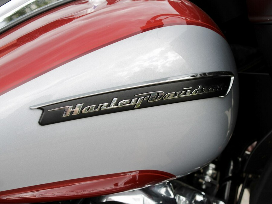 Used 2019 Harley-Davidson Road Glide Ultra Grand American Touring Motorcycle For Sale In Medina, OH