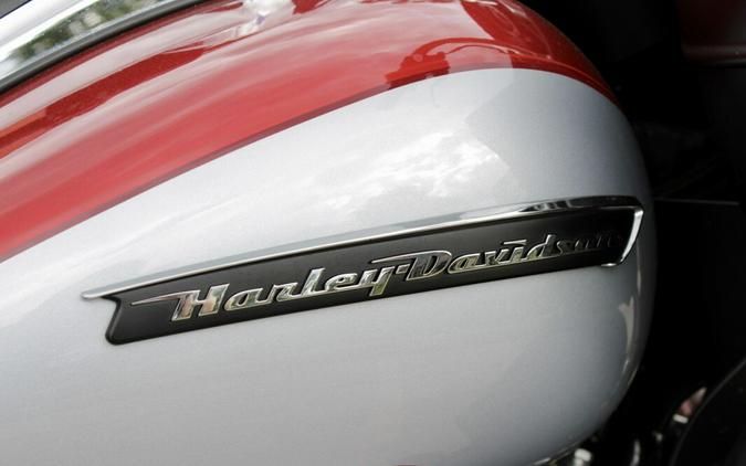 Used 2019 Harley-Davidson Road Glide Ultra Grand American Touring Motorcycle For Sale In Medina, OH