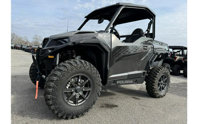 2025 Polaris GENERAL XP 1000 ULTIMATE