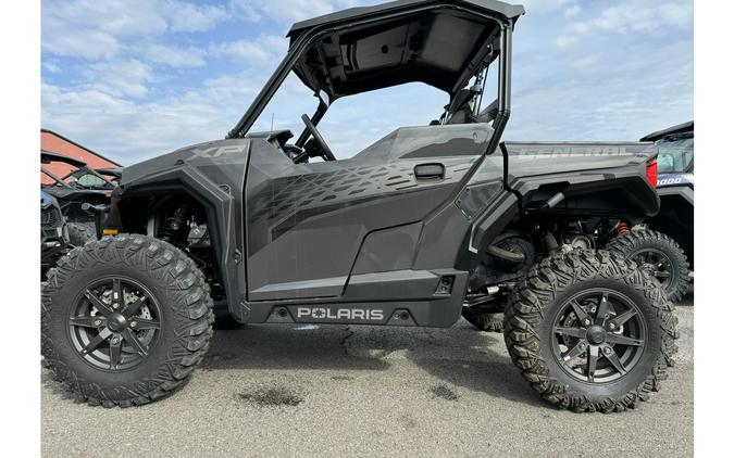 2025 Polaris GENERAL XP 1000 ULTIMATE