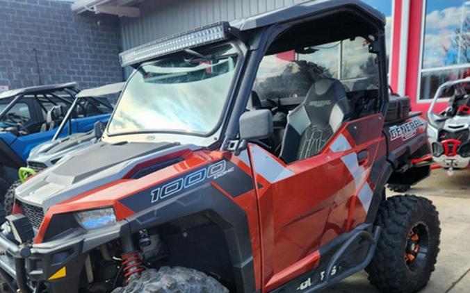 2019 Polaris GENERAL 1000 DELUXE