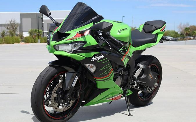 2023 Kawasaki Ninja ZX-6R ABS Metallic Matte Graphenesteel Gray / Black KRT Edition