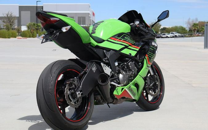 2023 Kawasaki Ninja ZX-6R ABS Metallic Matte Graphenesteel Gray / Black KRT Edition