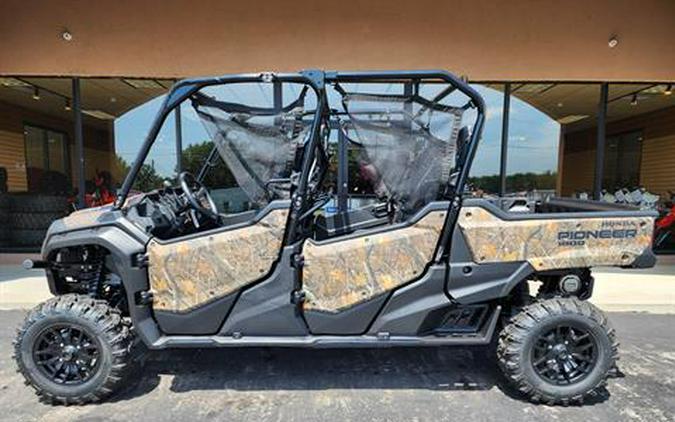 2023 Honda Pioneer 1000-6 Deluxe Crew