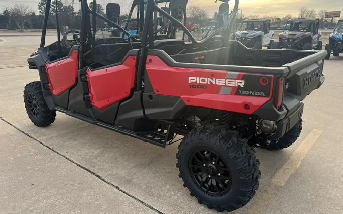 2024 Honda® Pioneer 1000-6 Deluxe Crew