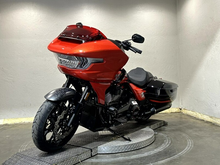 Harley-Davidson® CVO Road Glide ST 2026 FLTRXSTSE 84681636DT CITRUS HEAT W/ PINSTRIPE