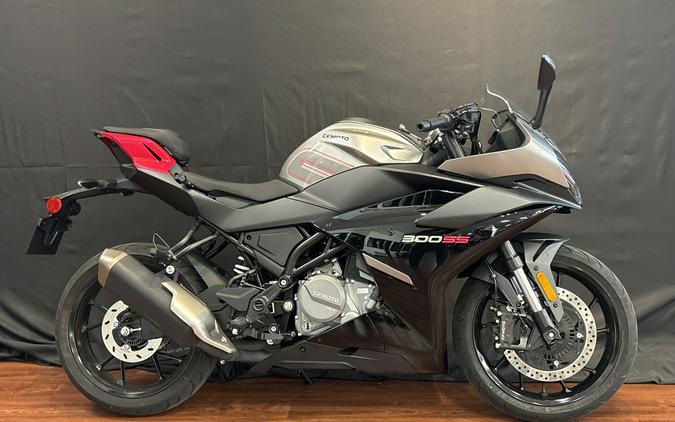 2025 CFMOTO 300SS
