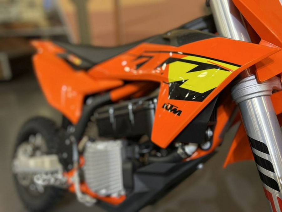 2027 KTM SX E 5