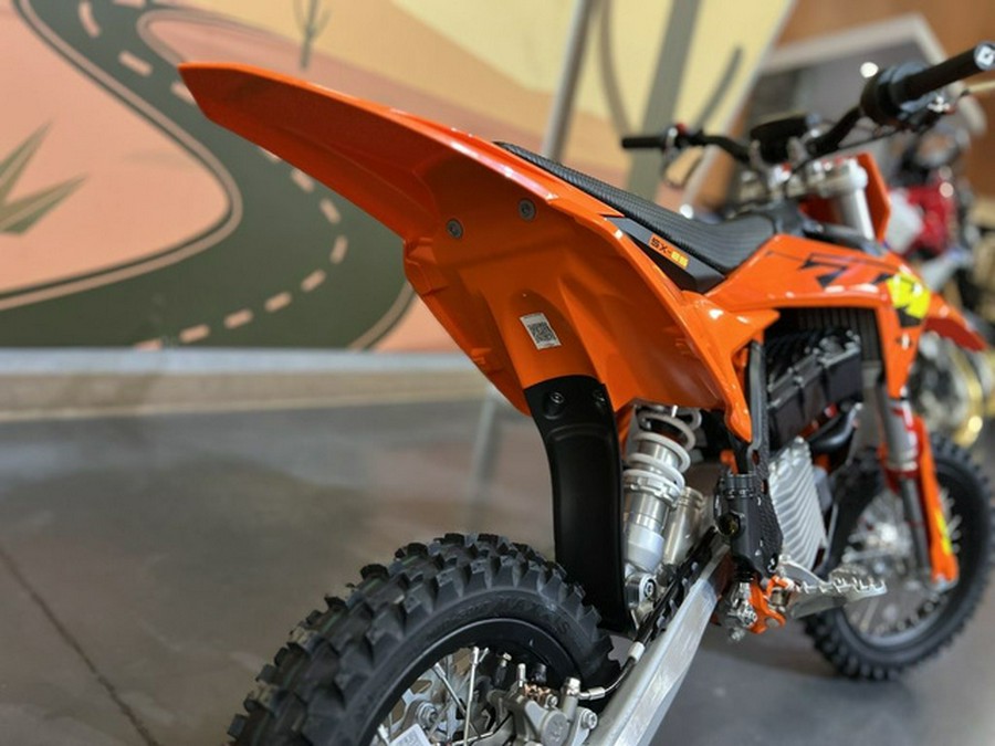 2027 KTM SX E 5