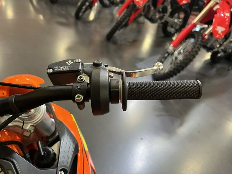 2027 KTM SX E 5