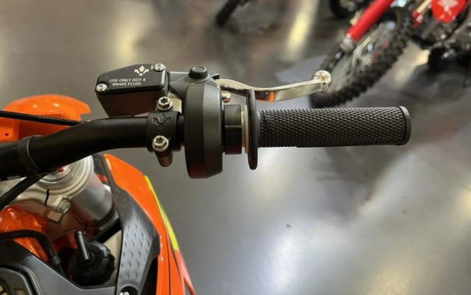 2027 KTM SX E 5
