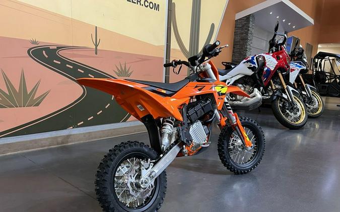 2027 KTM SX E 5