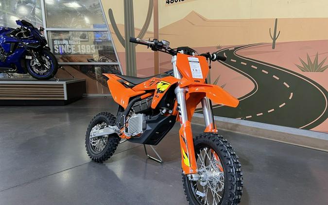 2027 KTM SX E 5