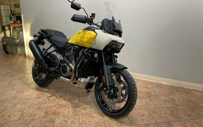 2023 Harley-Davidson Pan America™ 1250 Special Industrial Yellow/White Sand RA1250S