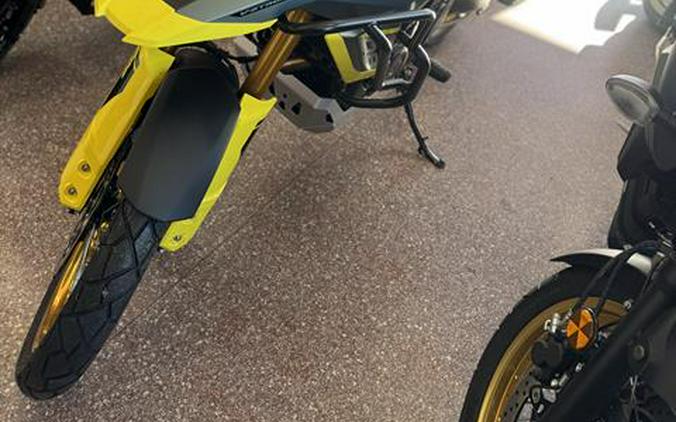 2024 Suzuki V-Strom 800DE Adventure