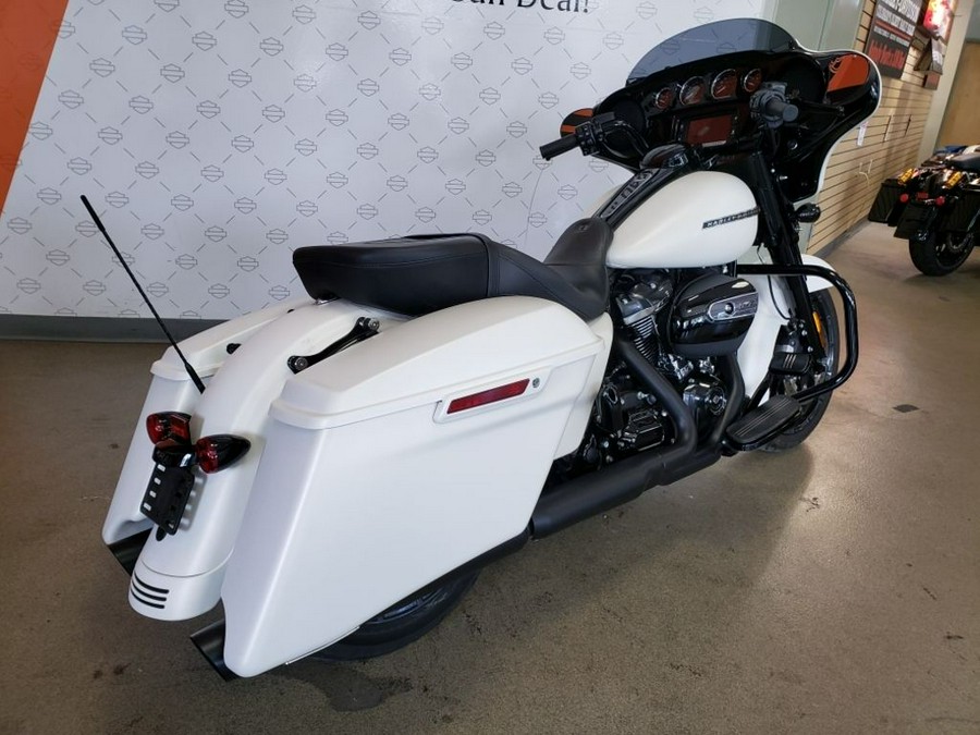 2018 Harley-Davidson Street Glide® Special