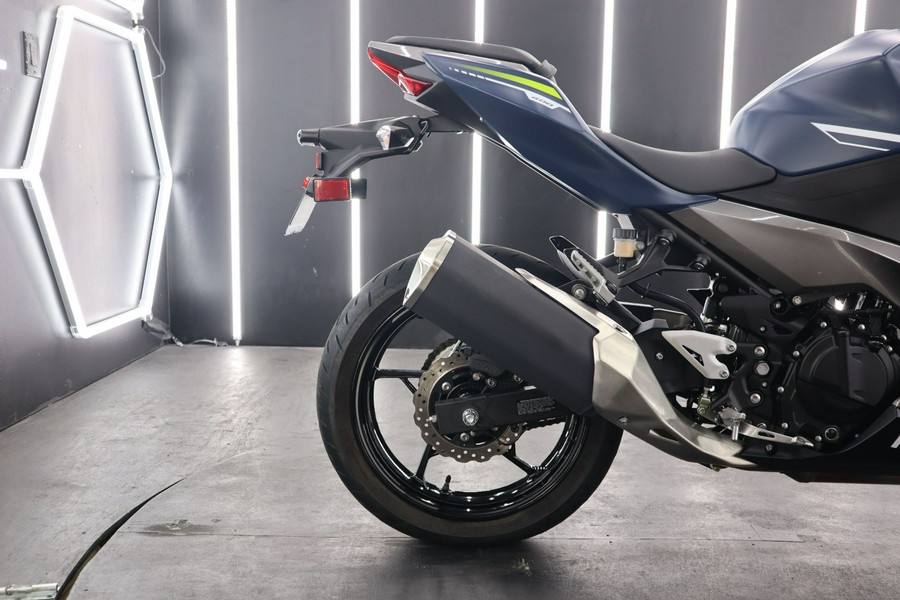 2022 Kawasaki Ninja 400