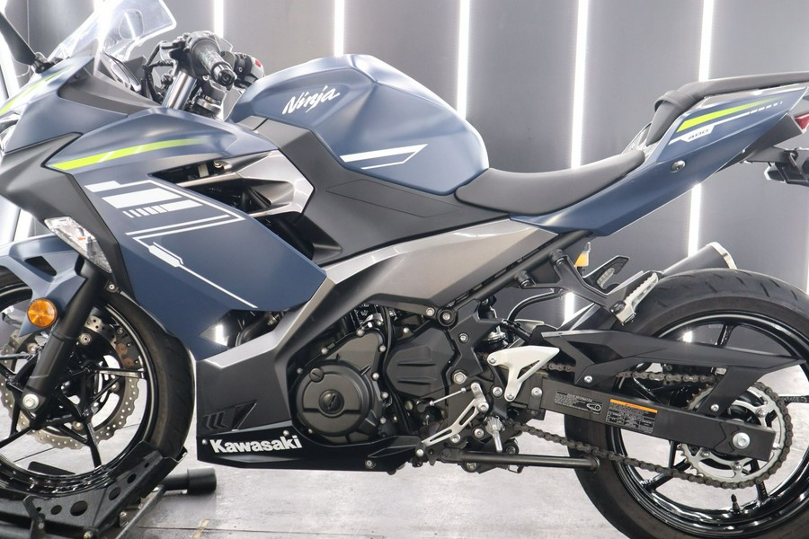 2022 Kawasaki Ninja 400
