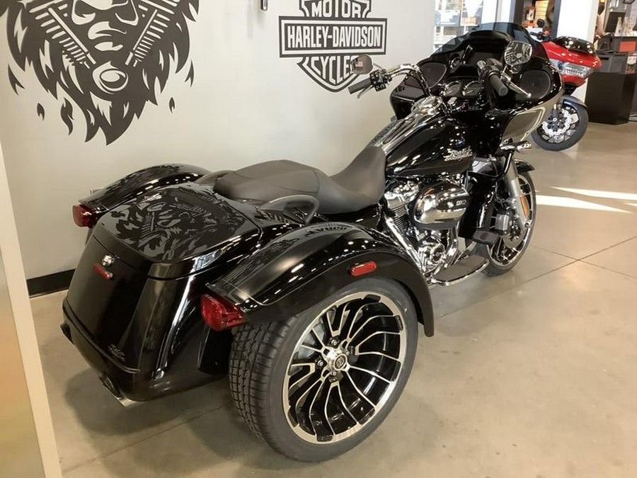 2025 Harley-Davidson® FLTRT - Road Glide® 3