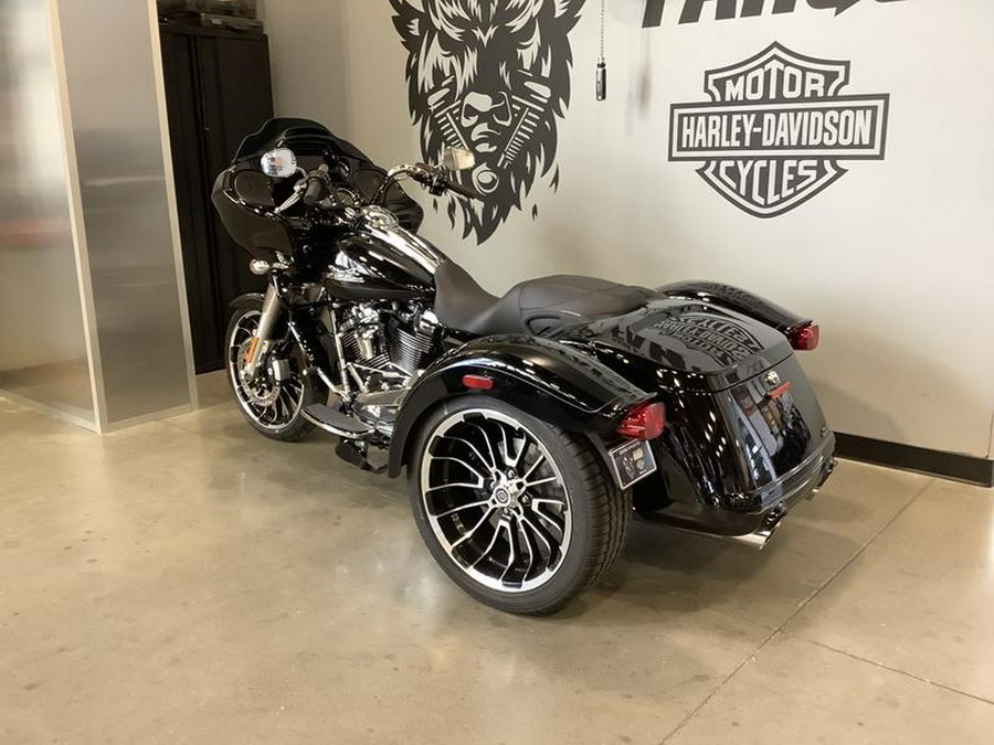 2025 Harley-Davidson® FLTRT - Road Glide® 3