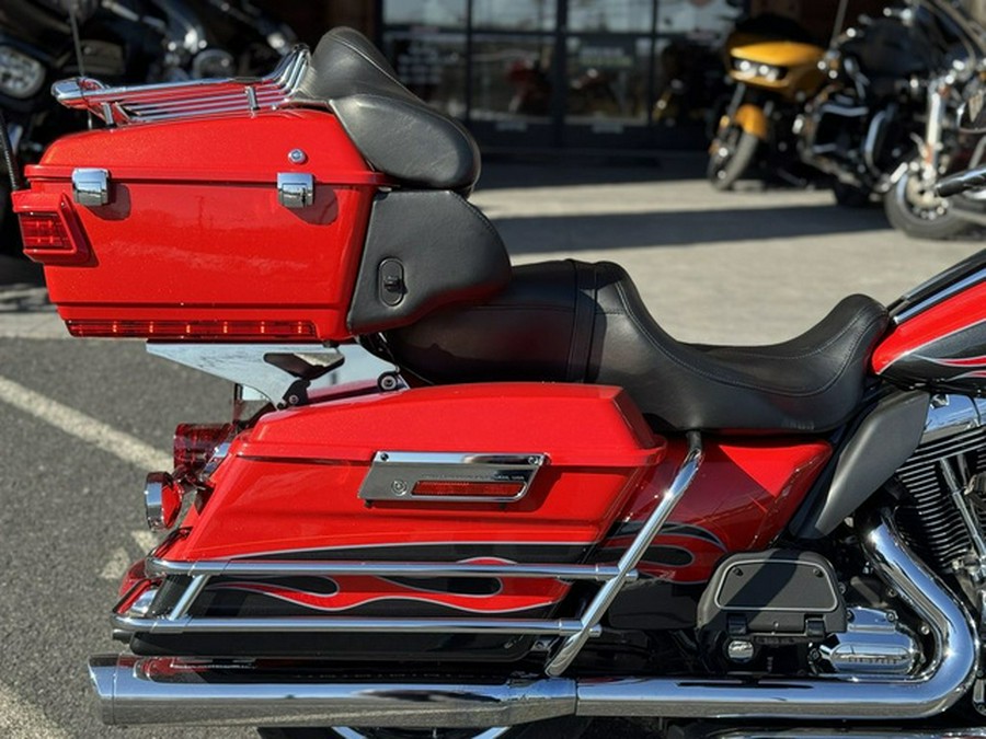 2010 Harley-Davidson FLHTCU - Ultra Classic Electra Glide