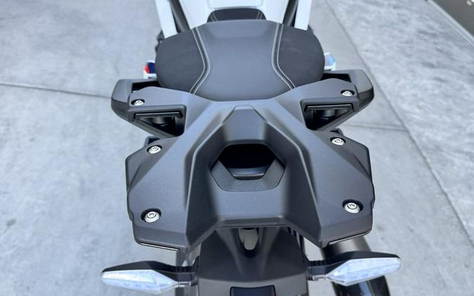 2026 BMW S 1000 XR Light White/M Motorsport