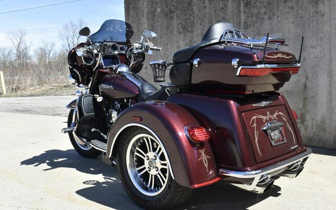 2019 Harley-Davidson Tri Glide Ultra Twisted Cherry