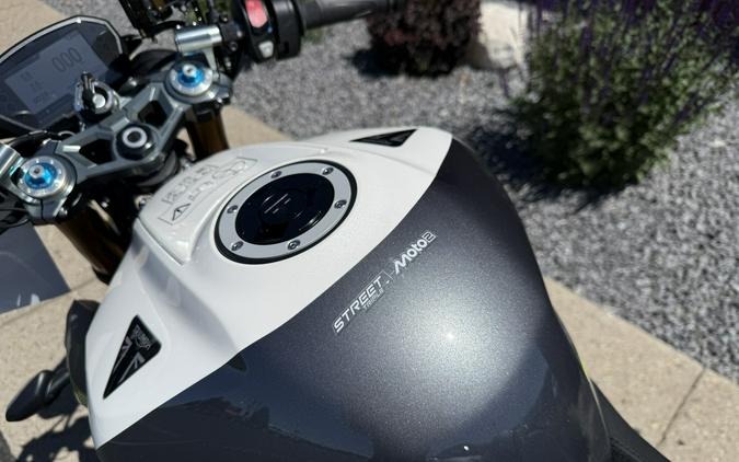 2026 Triumph Street Triple 765 Moto2 Edition Mineral Grey / Crystal White