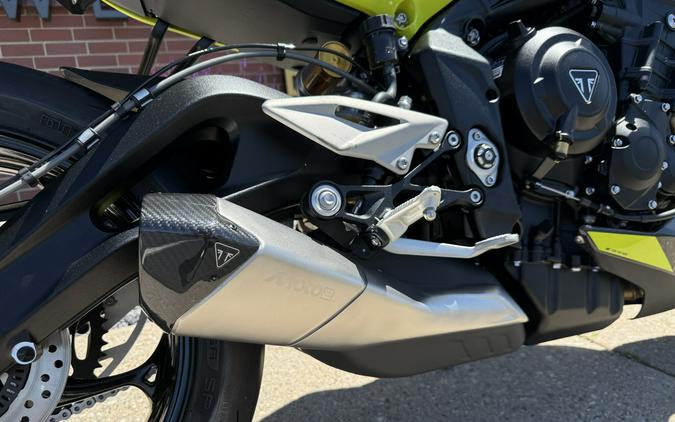 2026 Triumph Street Triple 765 Moto2 Edition Mineral Grey / Crystal White
