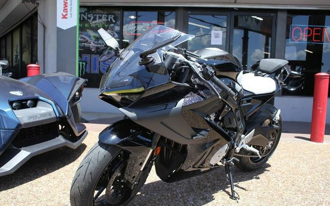 2026 CFMOTO 675SS 675