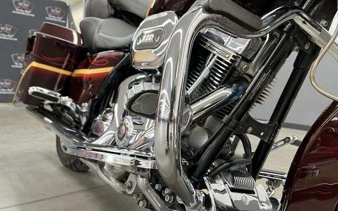 2010 Harley-Davidson® FLHXSE - CVO™ Street Glide®