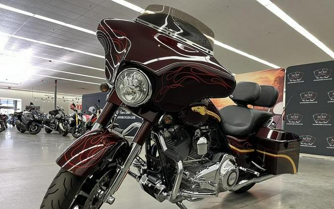 2010 Harley-Davidson® FLHXSE - CVO™ Street Glide®